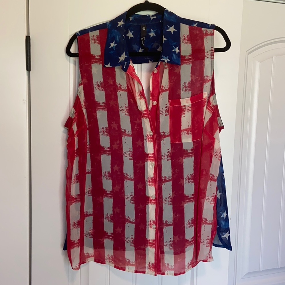 Jessica Simpson size 1X button up patriotic blouse